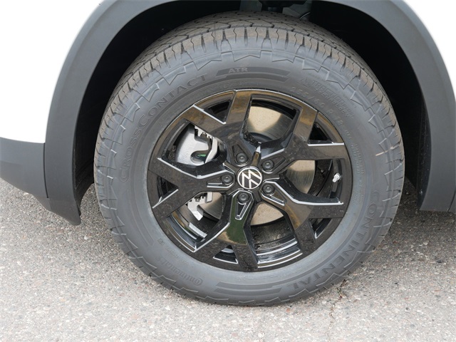 2025 Volkswagen Atlas Peak Edition SE photo 5