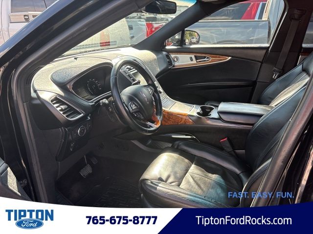 2016 Lincoln MKX Reserve photo 3