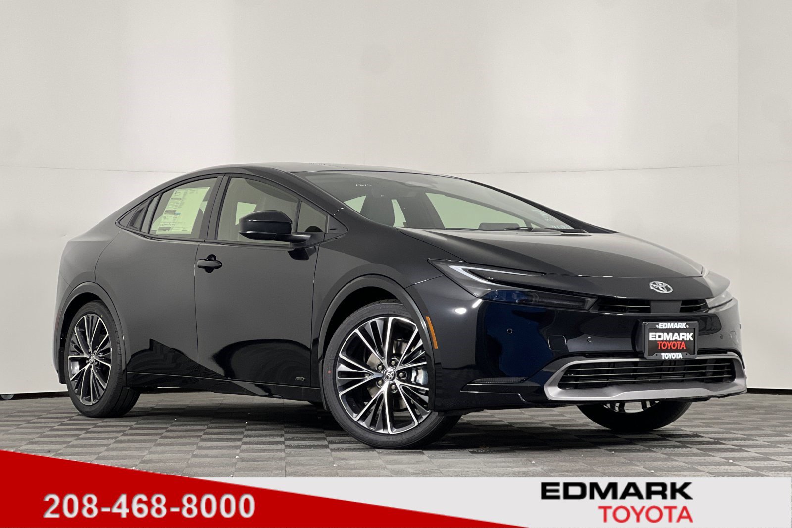 2026 Toyota Prius XLE's photo