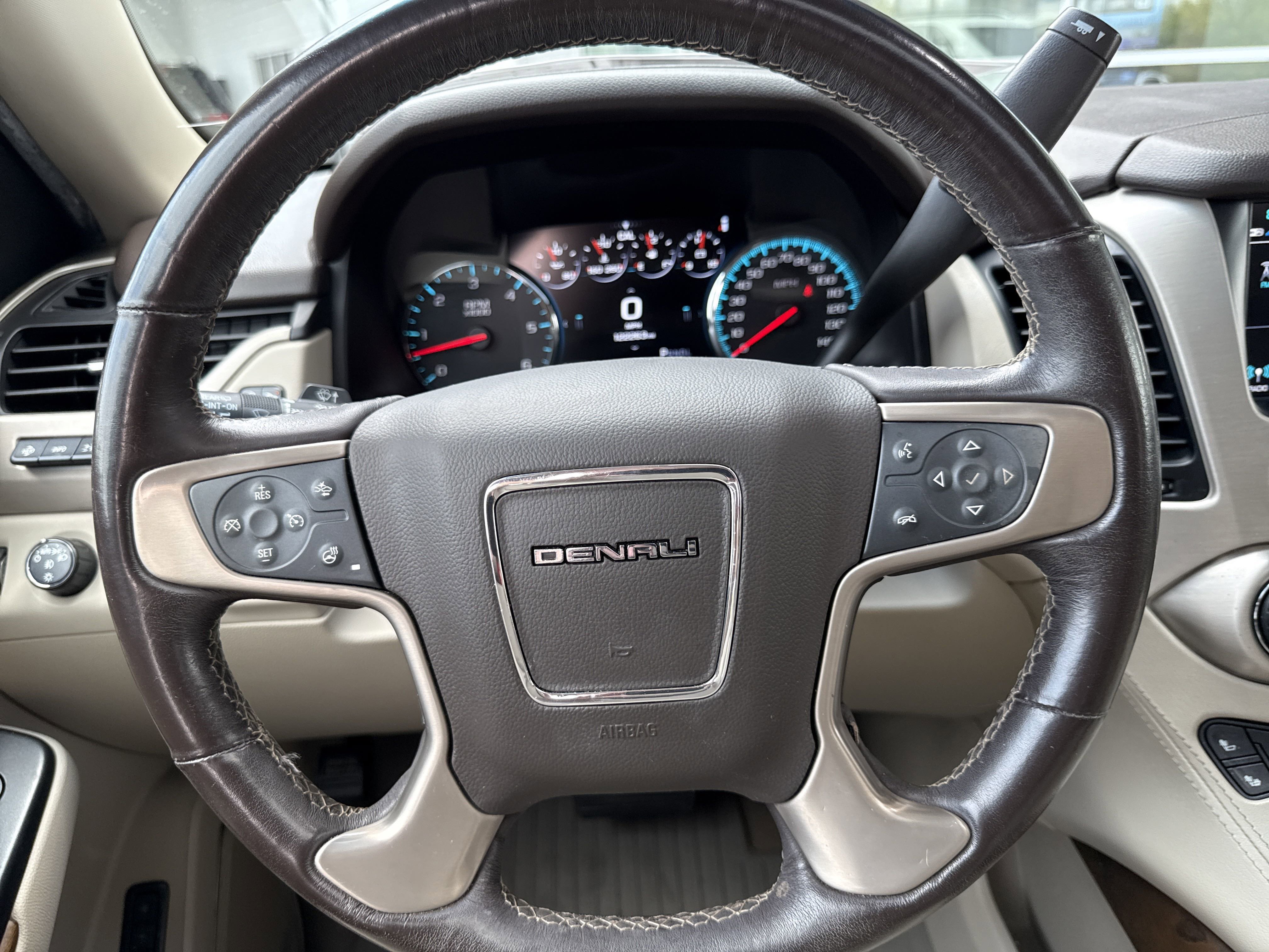 2019 Gmc Yukon XL Denali photo 8