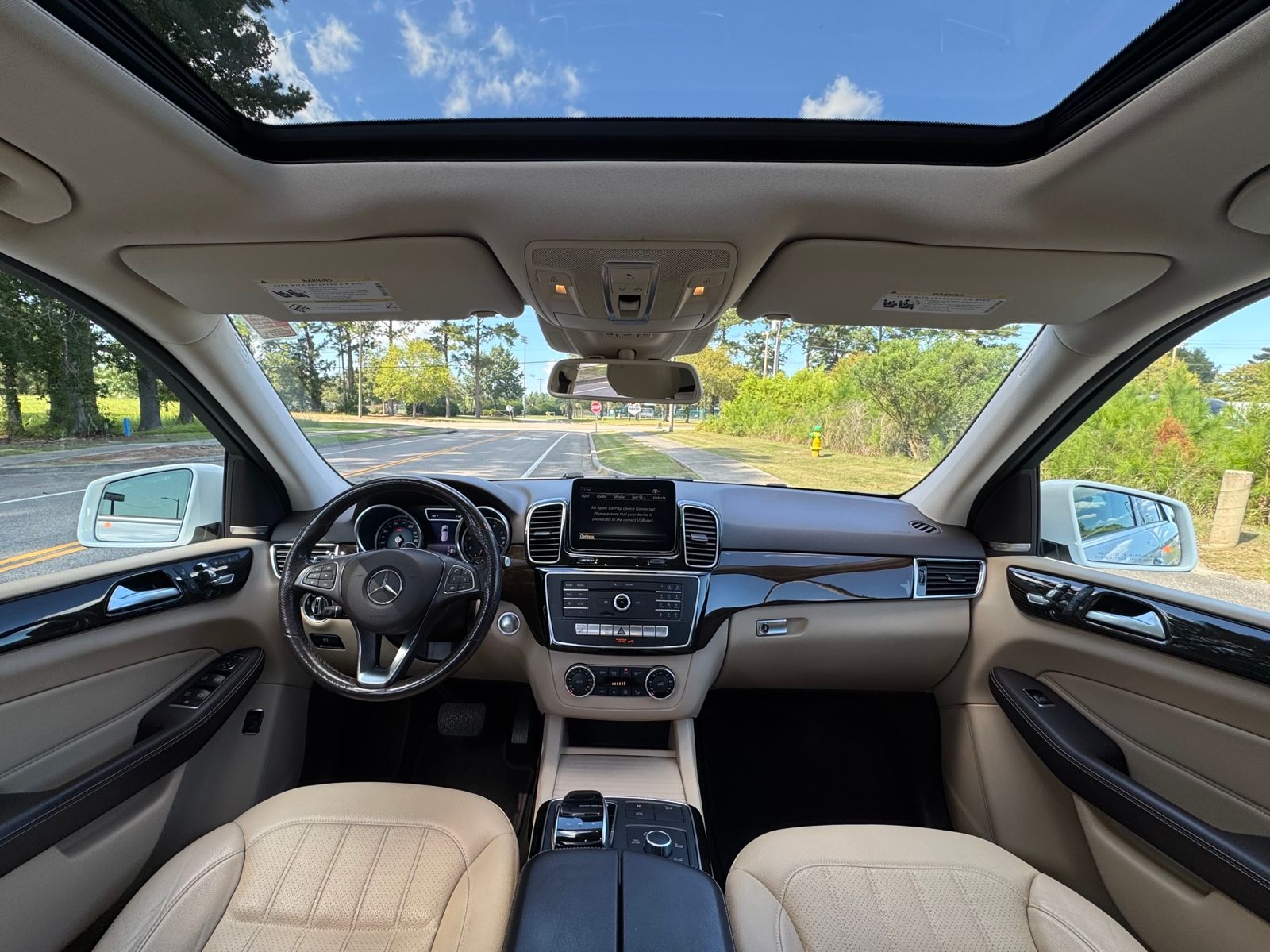 2017 Mercedes Benz GLE 350 4MATIC photo 2