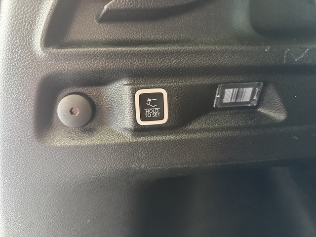 2023 Jeep Grand Cherokee Altitude photo 7