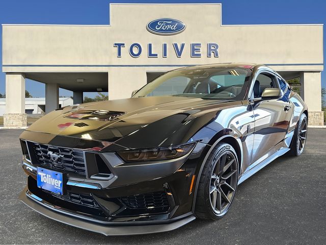 2025 Ford Mustang Dark Horse Premium photo 2