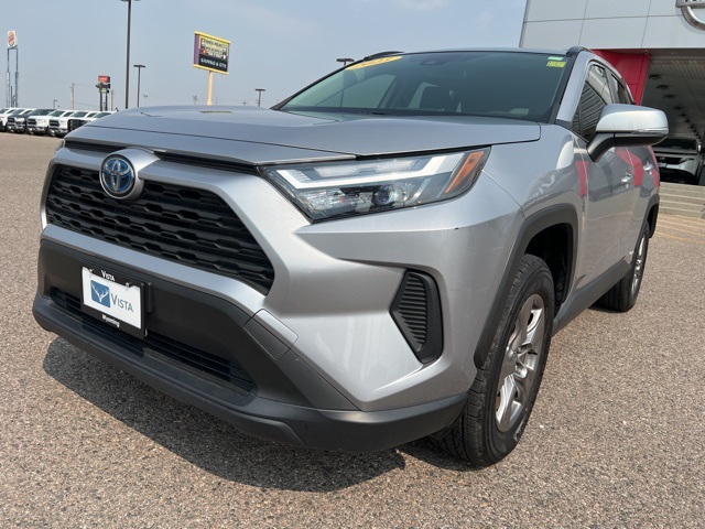 2023 Toyota RAV4 Hybrid XLE photo 32