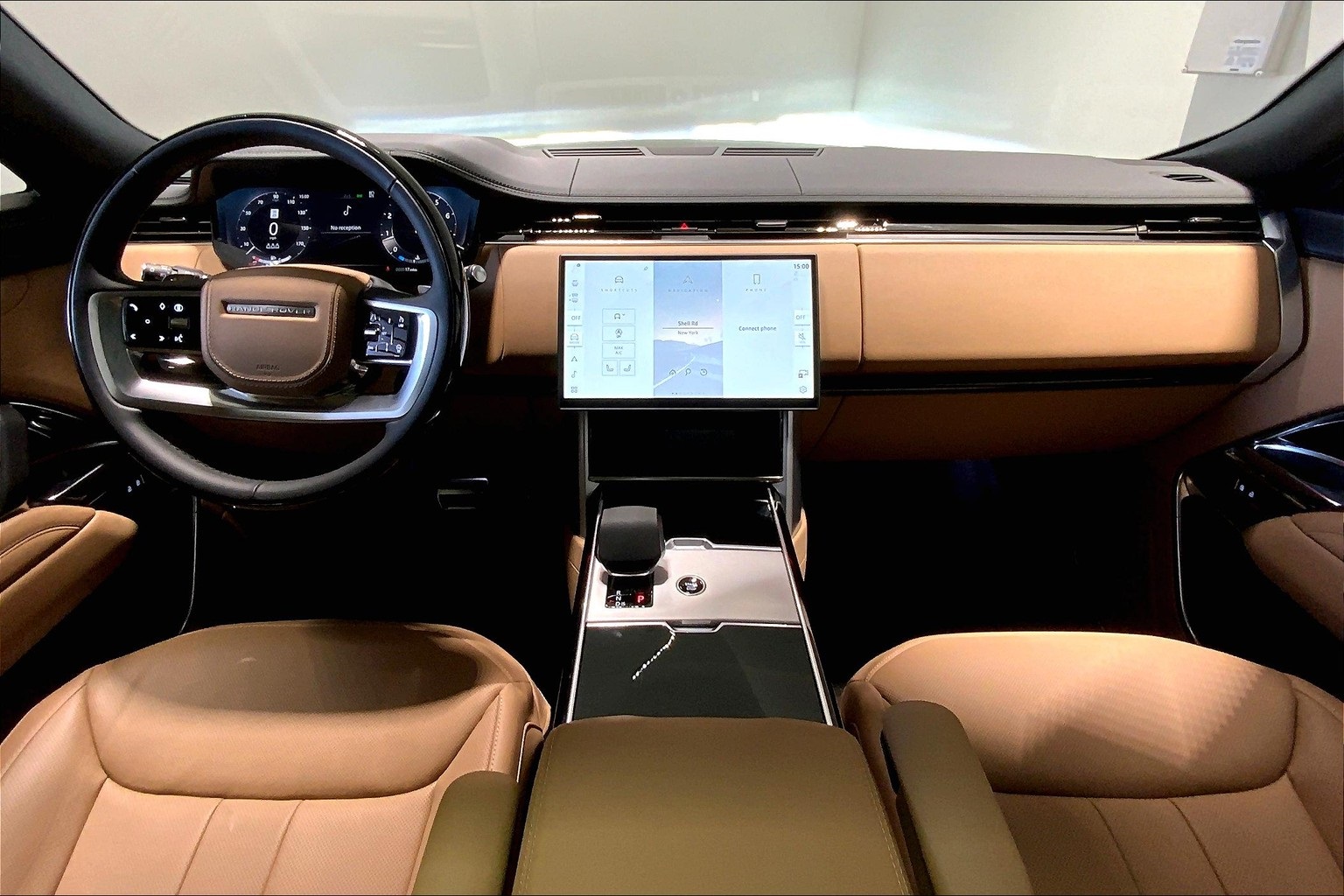 2025 Land Rover Range Rover SE photo 4