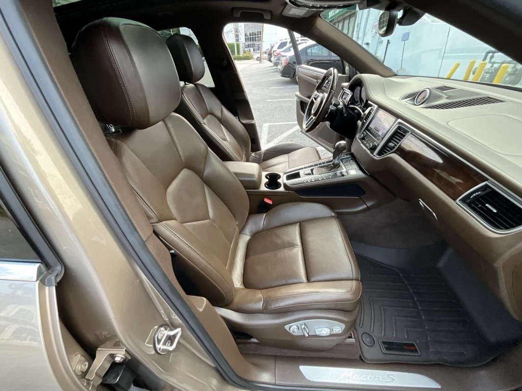 2017 Porsche Macan S photo 34