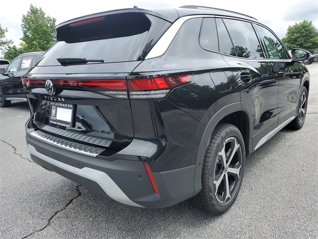 2025 Volkswagen Tiguan SE photo 4