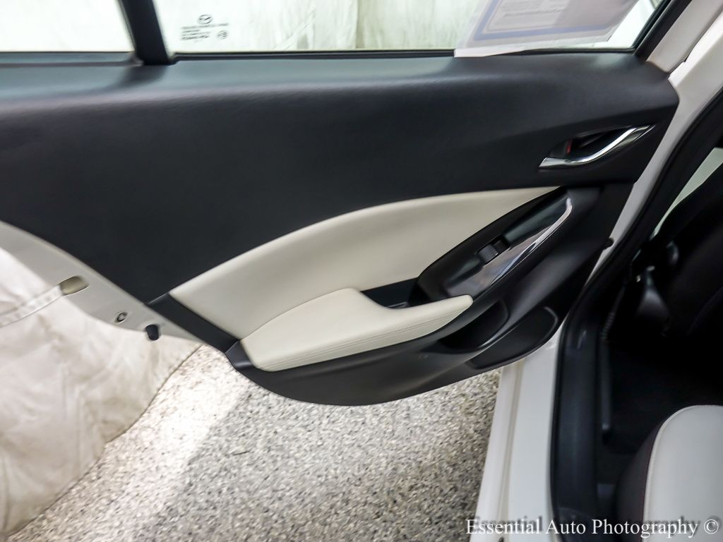 2018 MAZDA MAZDA3 - Image 22