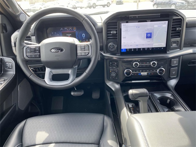 2025 Ford F-150 Lariat photo 11