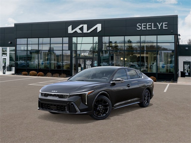 2025 Kia K4 GT-Line Turbo's photo