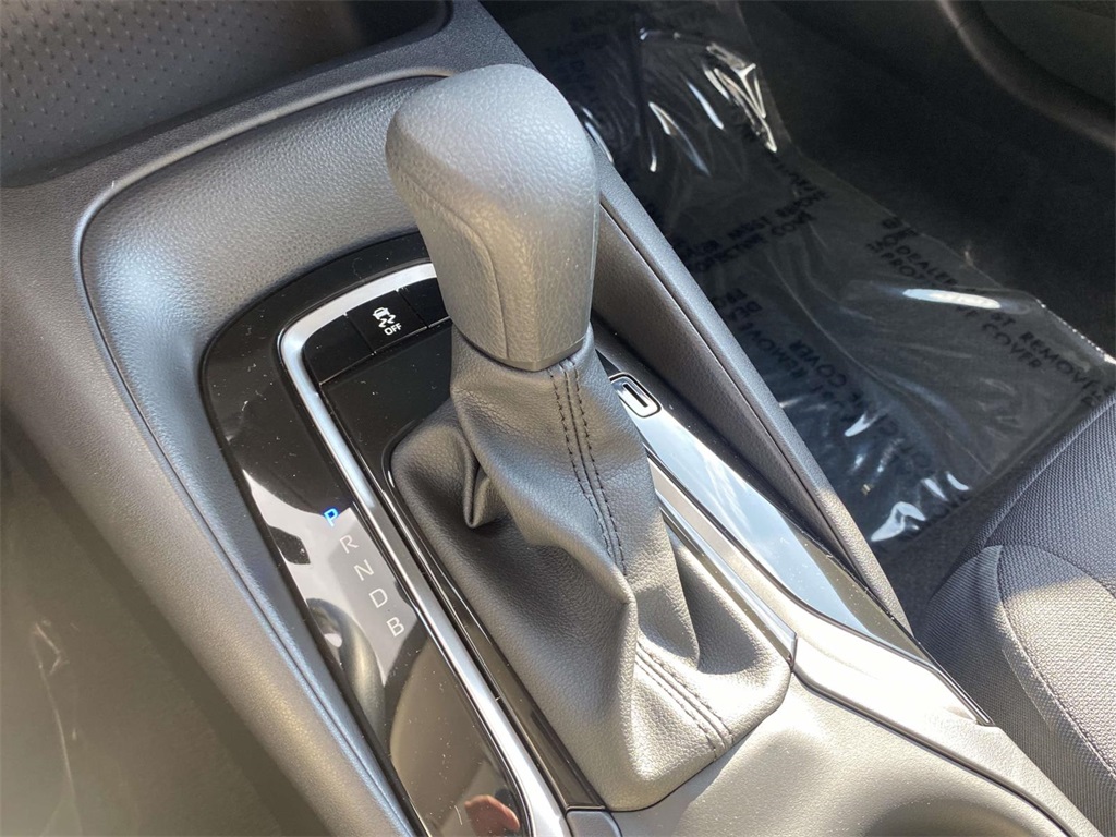 2026 Toyota Corolla LE photo 28