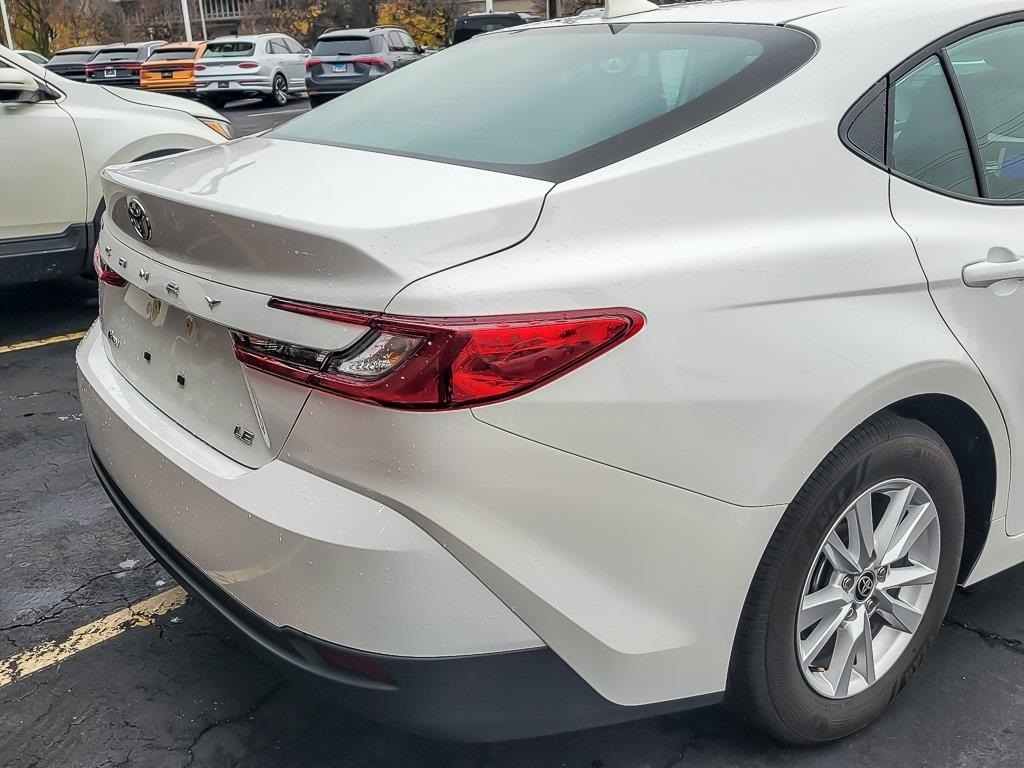 2025 TOYOTA CAMRY - Image 5