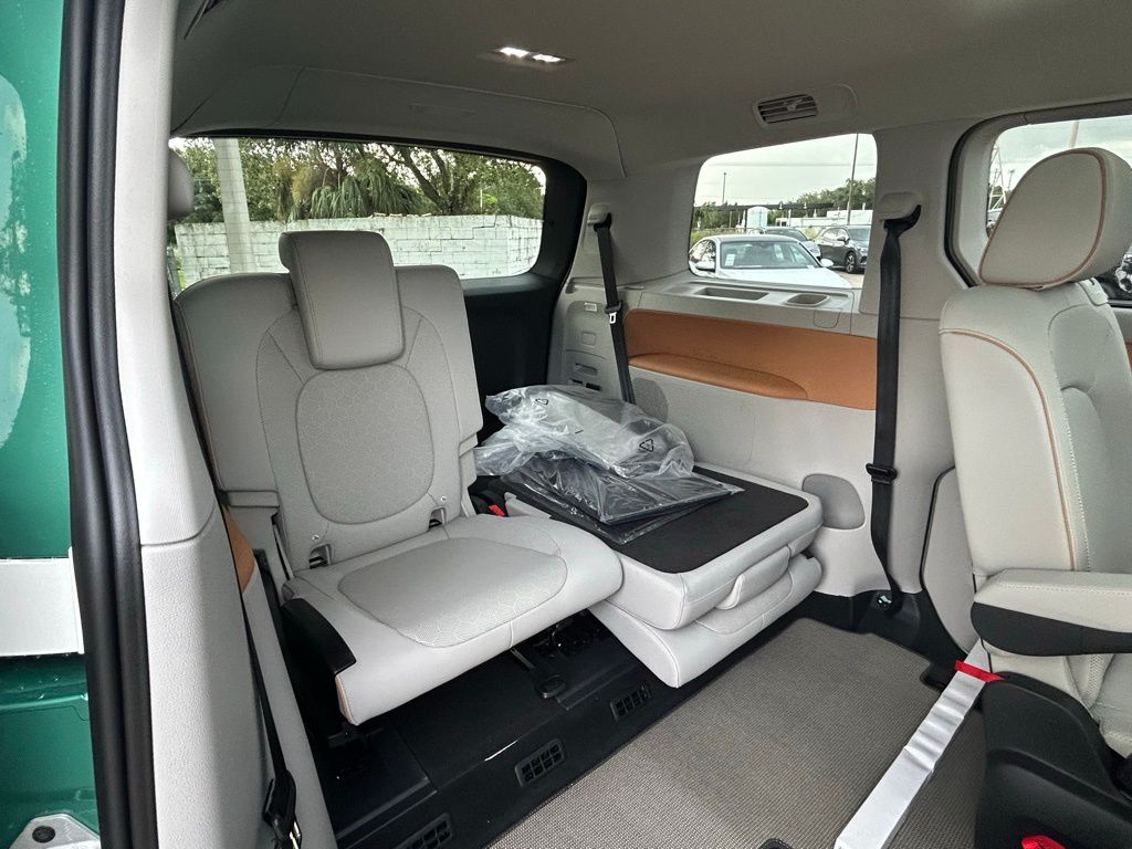 2025 Volkswagen ID. Buzz Pro Plus photo 38