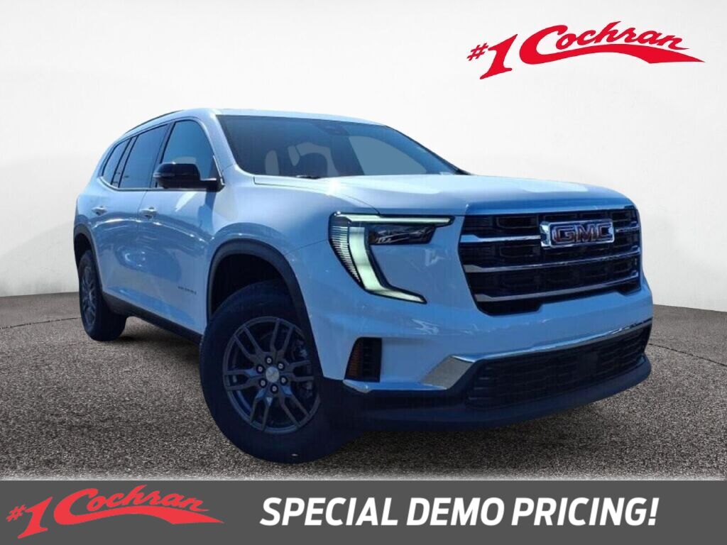 2025 GMC Acadia Base's photo