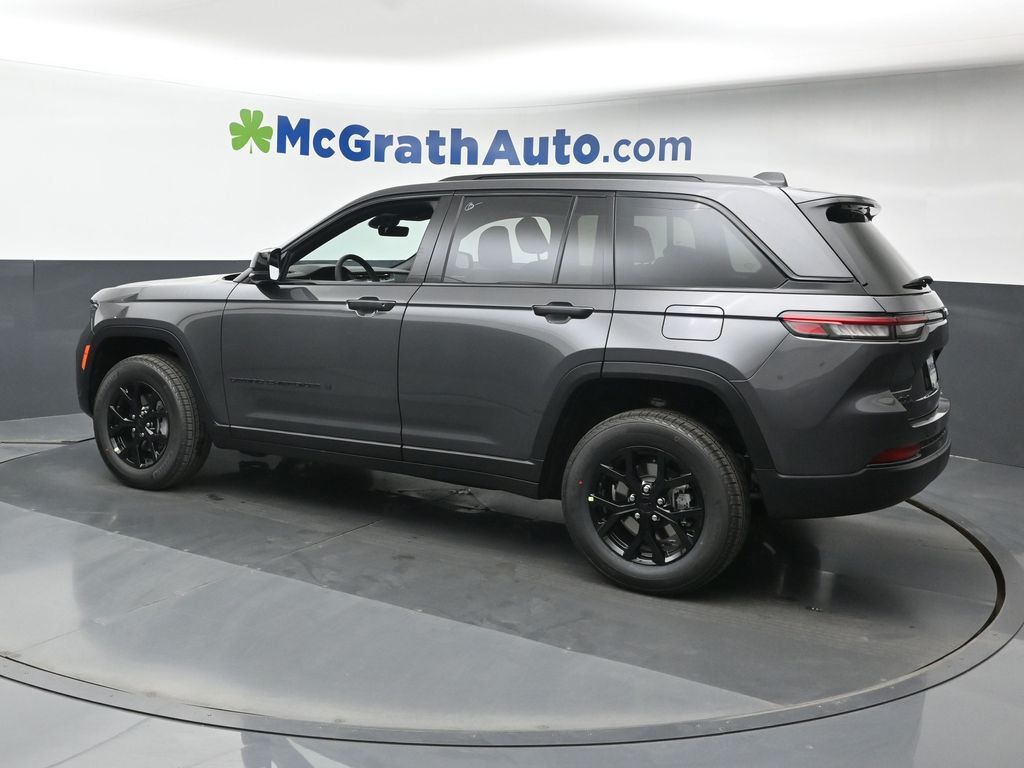 2025 Jeep Grand Cherokee Altitude X photo 17