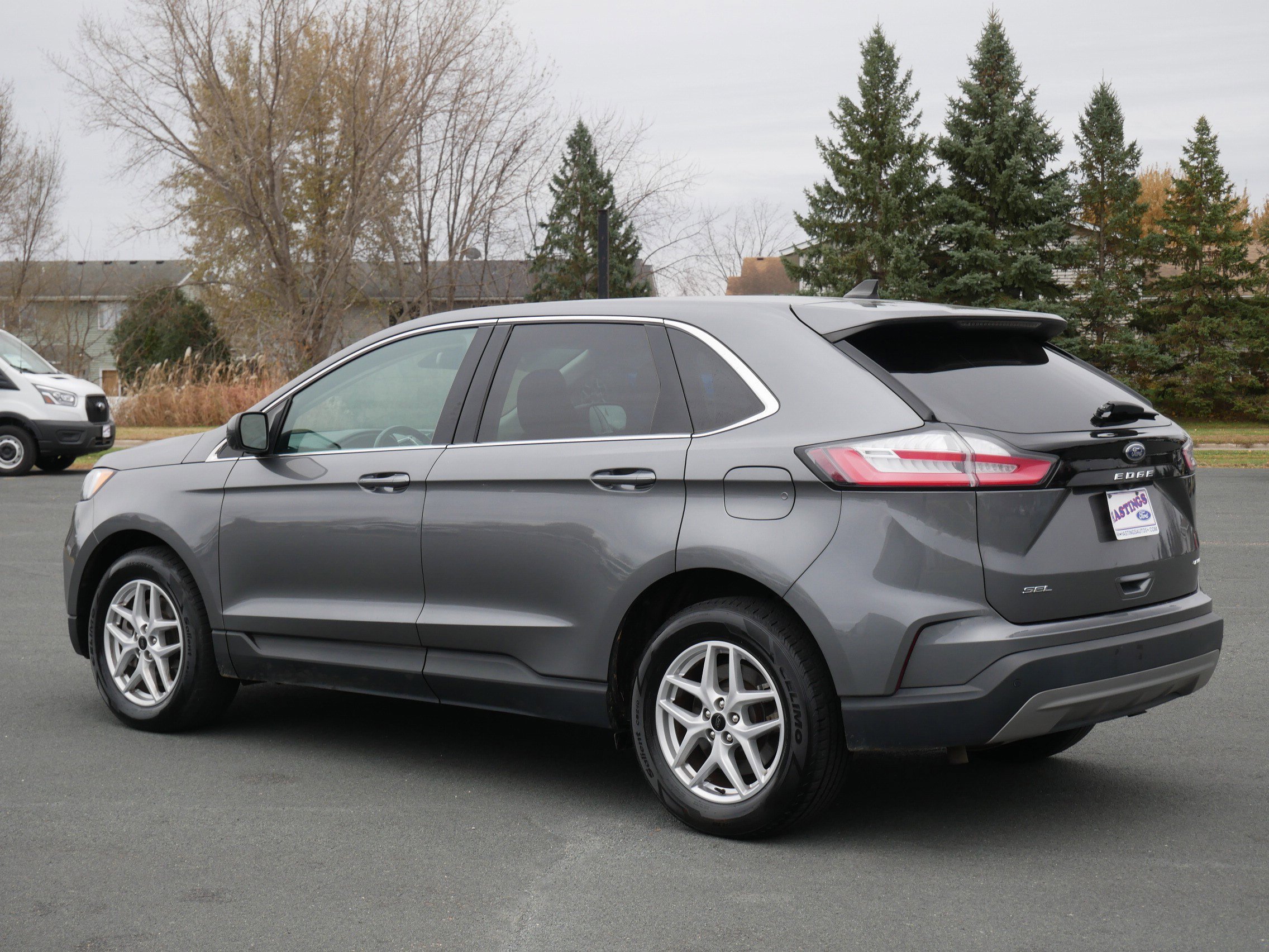 2023 Ford Edge SEL photo 3