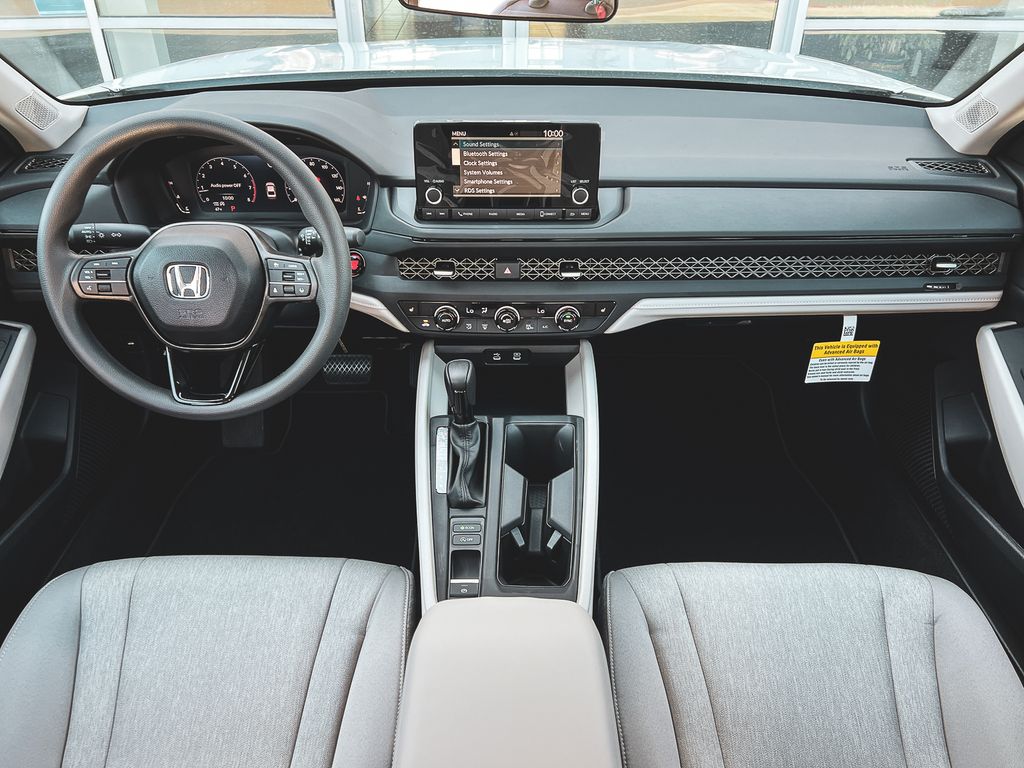2025 Honda Accord SE photo 25