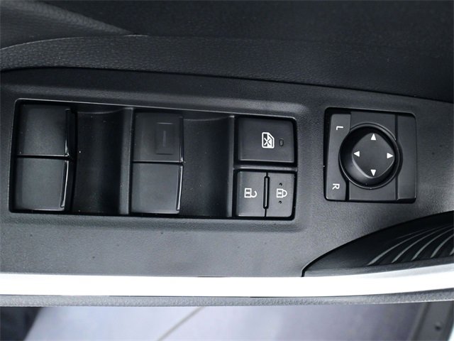 2024 Toyota RAV4 Hybrid LE photo 10