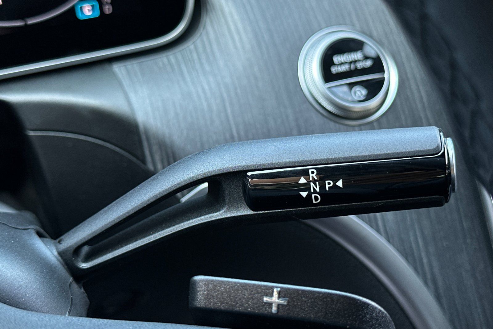 2025 Mercedes Benz C 300 photo 17