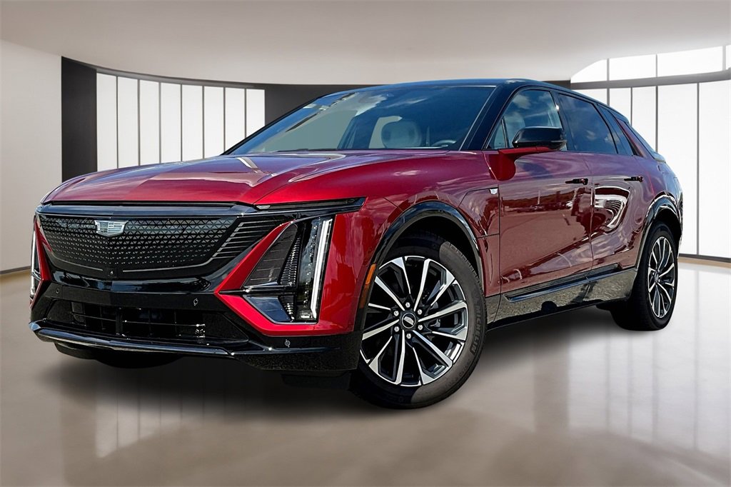 2025 Cadillac LYRIQ Sport 2's photo