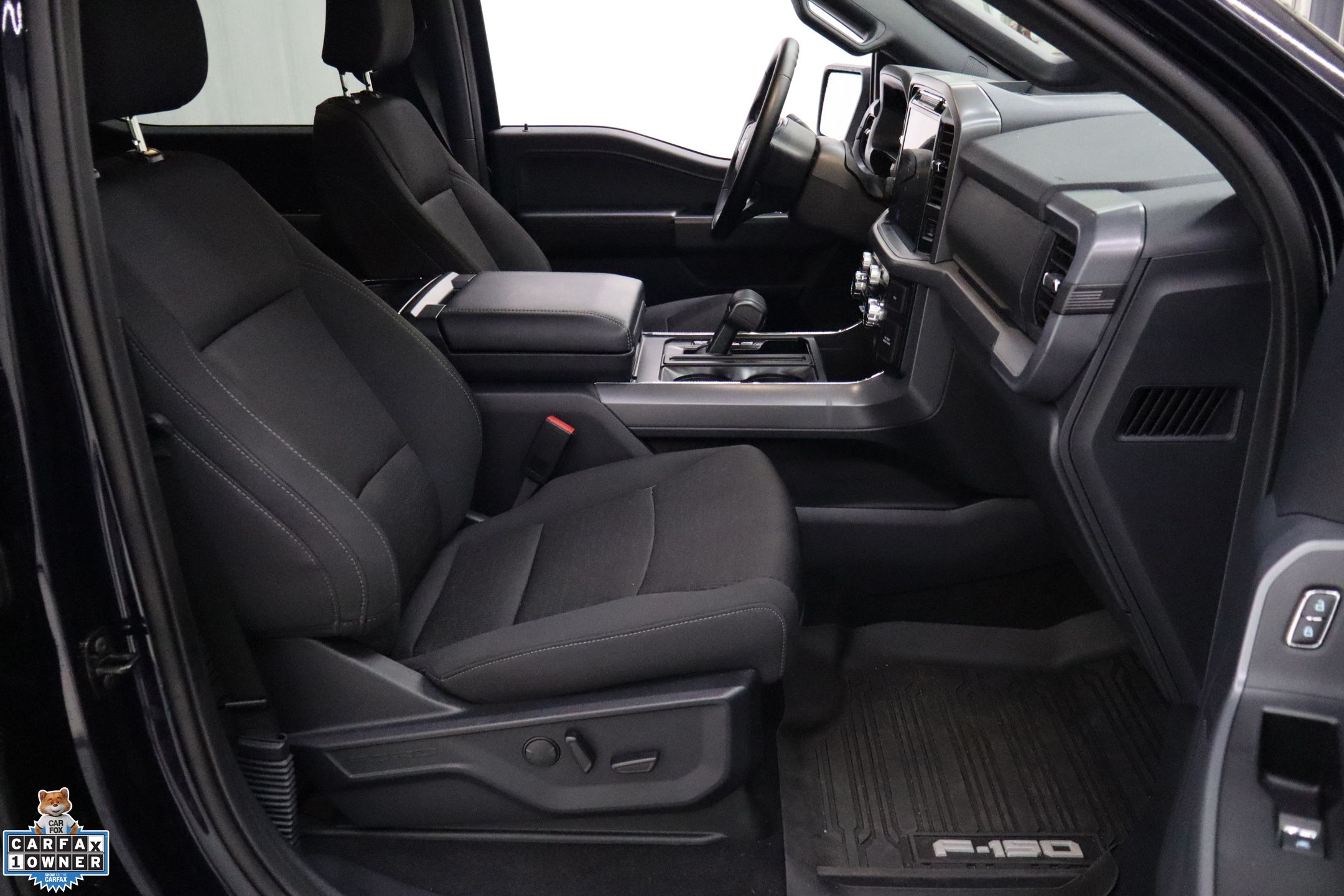 2025 Ford F-150 XLT photo 25