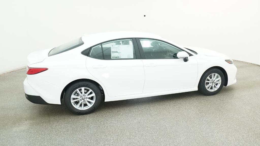 2025 Toyota Camry LE photo 23