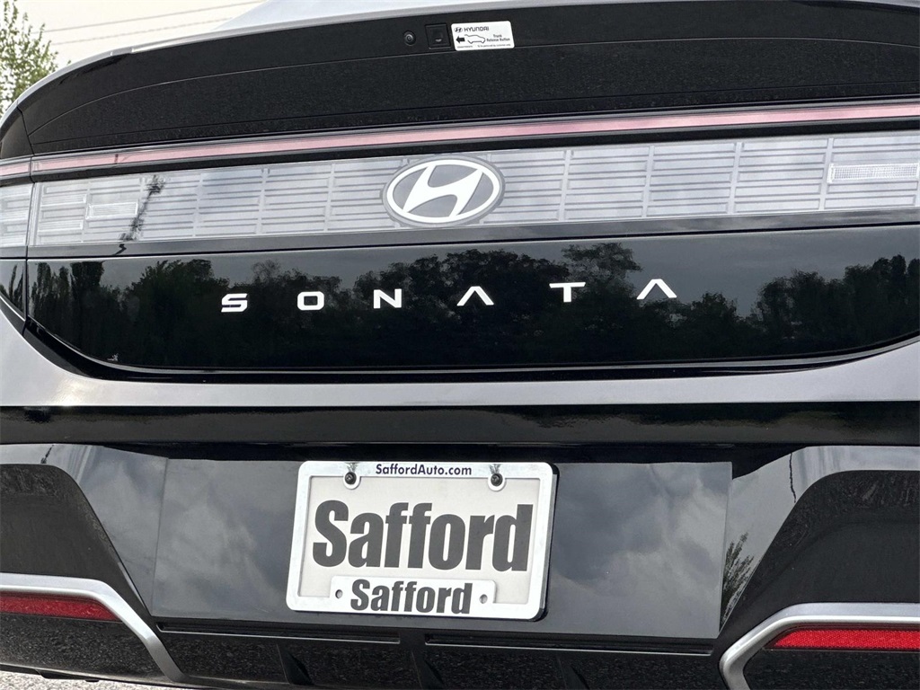 2025 Hyundai Sonata SEL photo 10