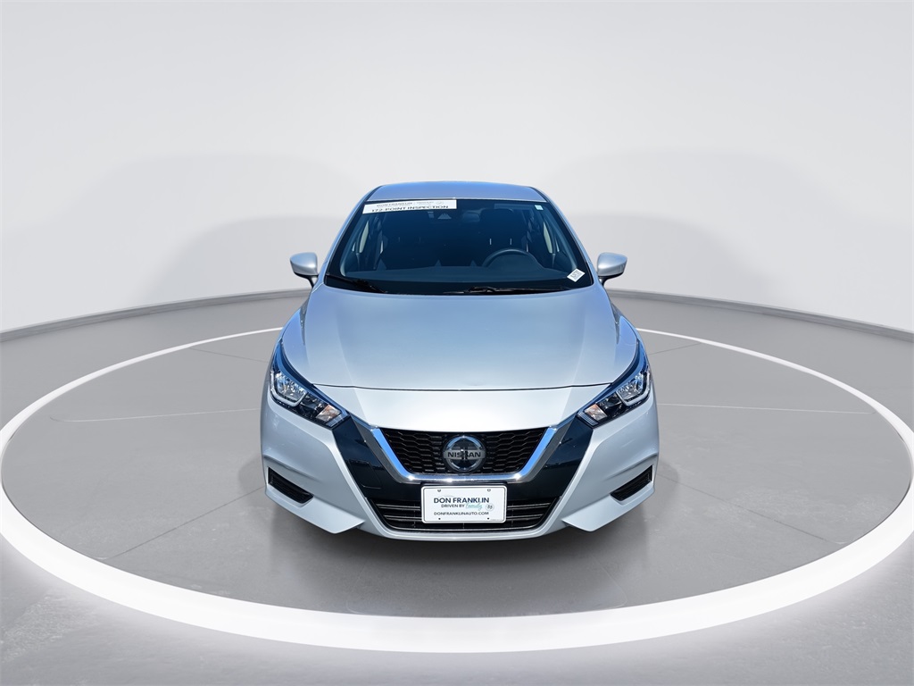 2022 Nissan Versa 1.6 SV photo 2