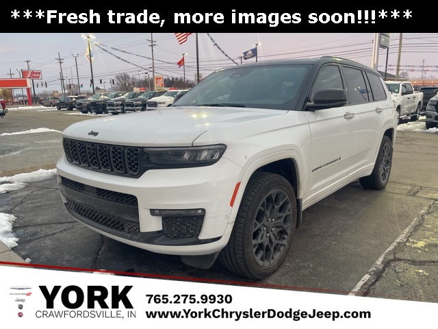 2025 Jeep Grand Cherokee L Summit's photo