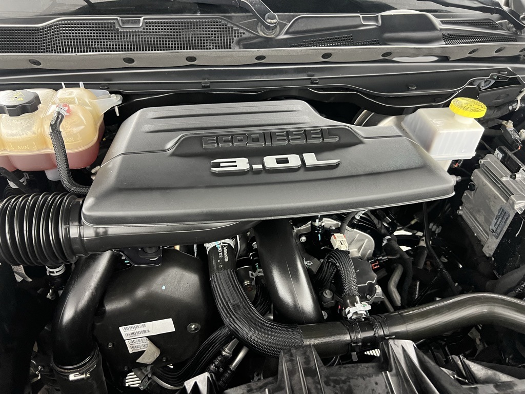 2022 Ram 1500 Laramie photo 28