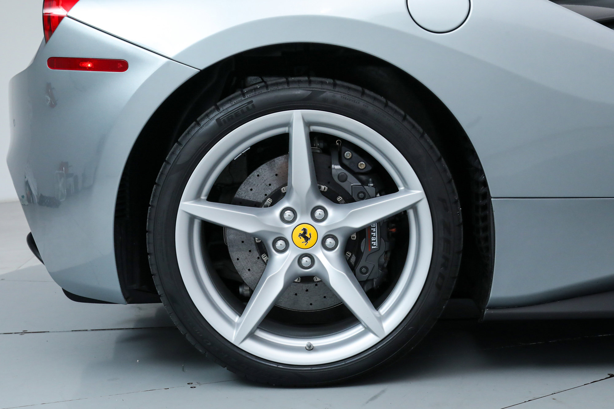 2017 Ferrari 488 Spider photo 38