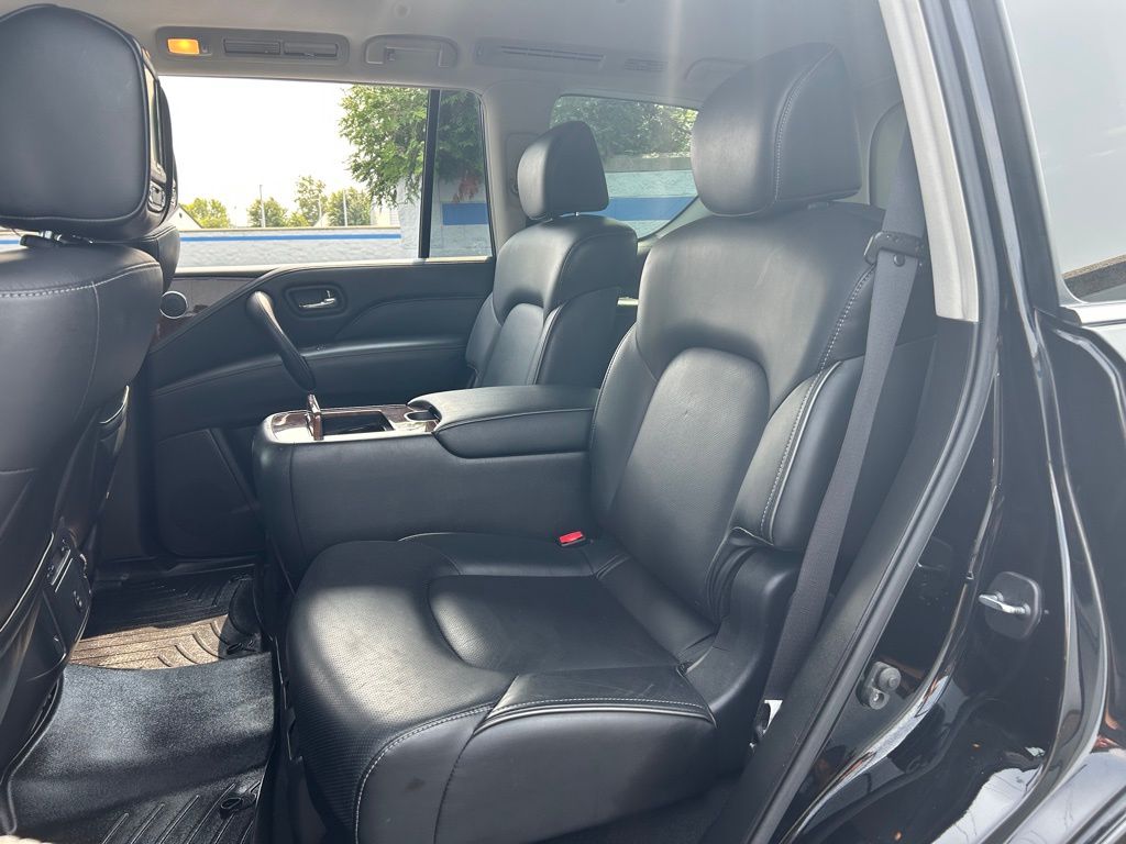 2018 Infiniti QX80 Base photo 17