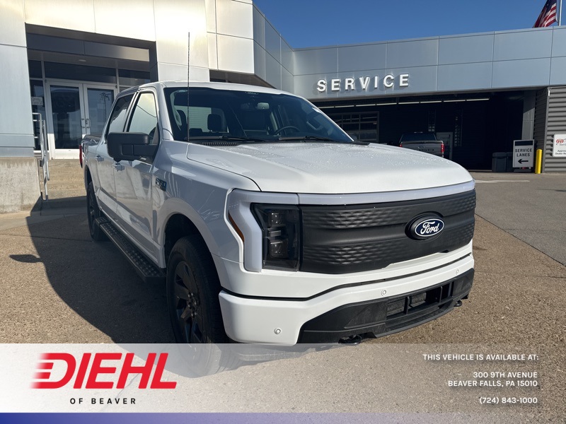 2025 Ford F-150 Lightning Flash's photo
