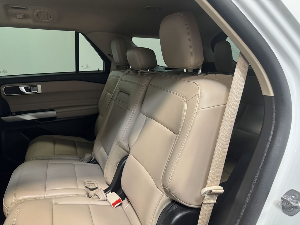 2023 Ford Explorer XLT photo 46