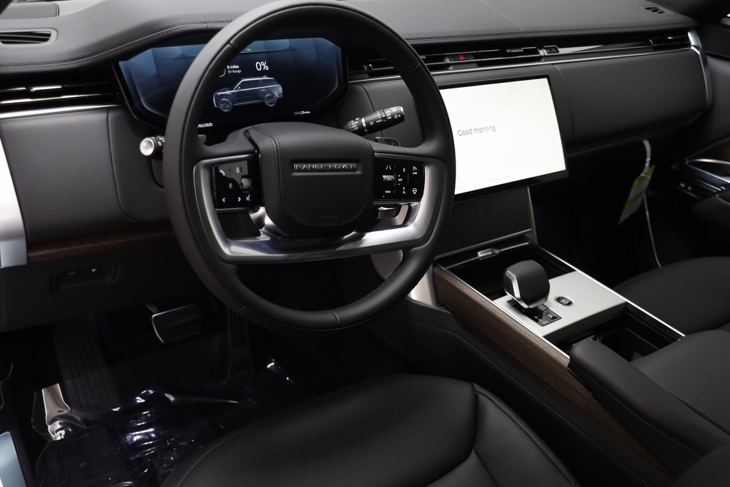 2025 Land Rover Range Rover SE photo 7