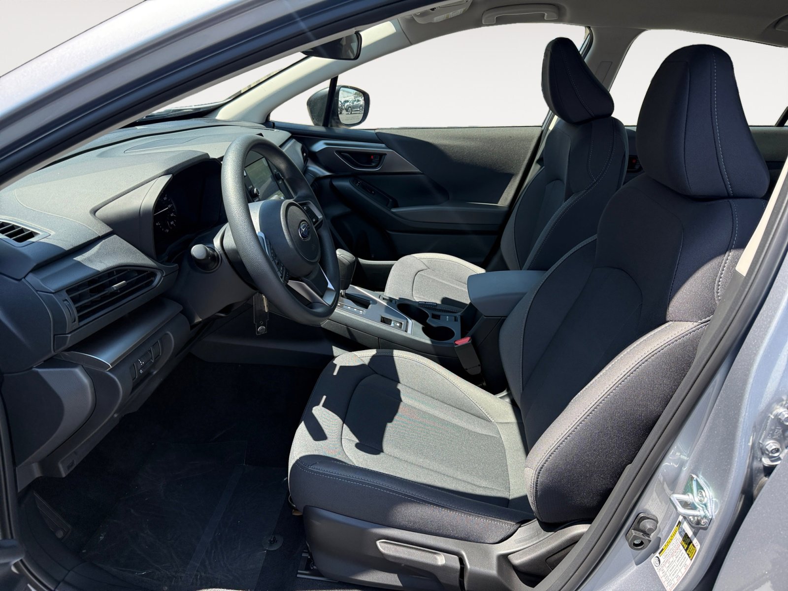 2025 Subaru Impreza Base photo 10