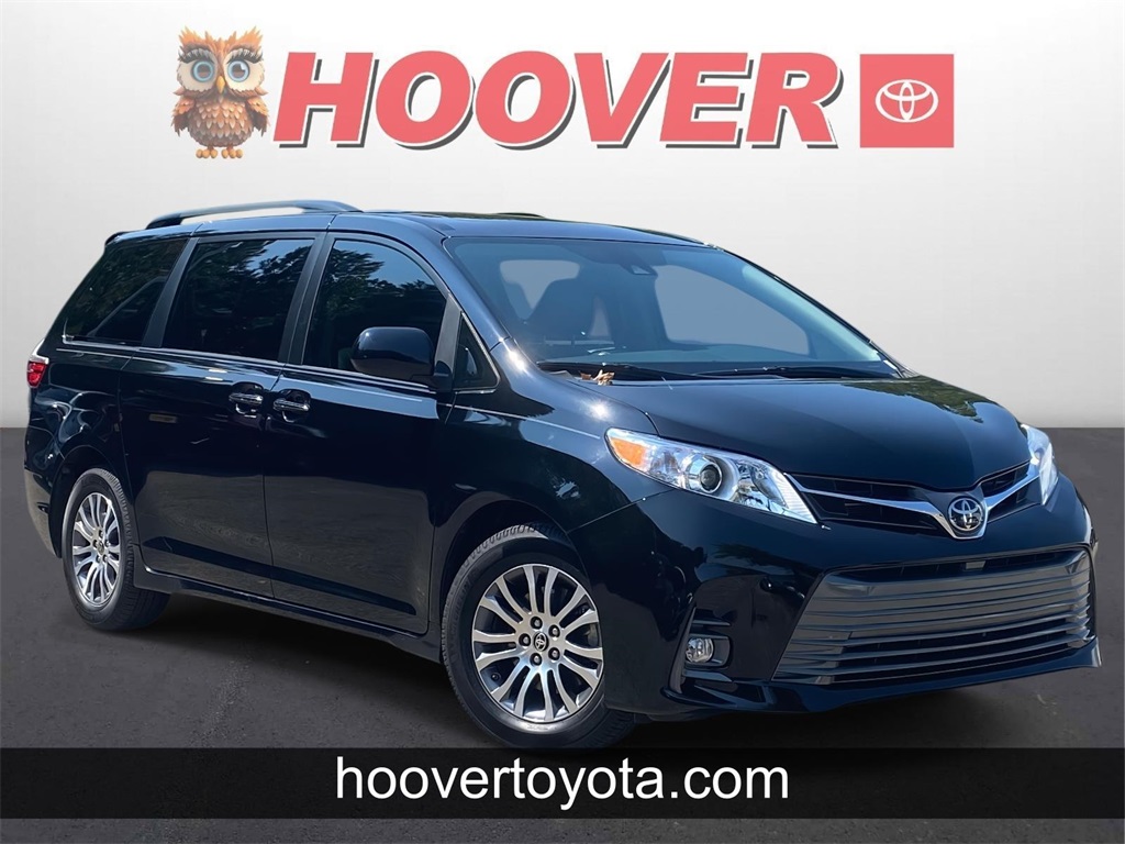 2020 Toyota Sienna XLE