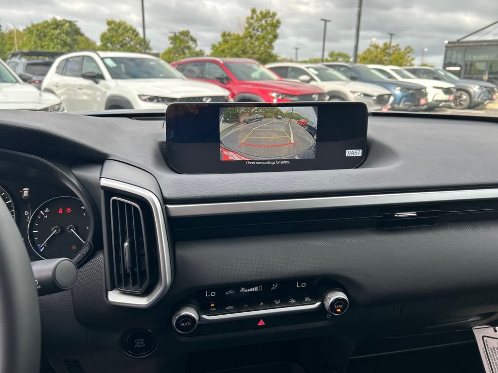 2025 Mazda CX-50 2.5 Select photo 17
