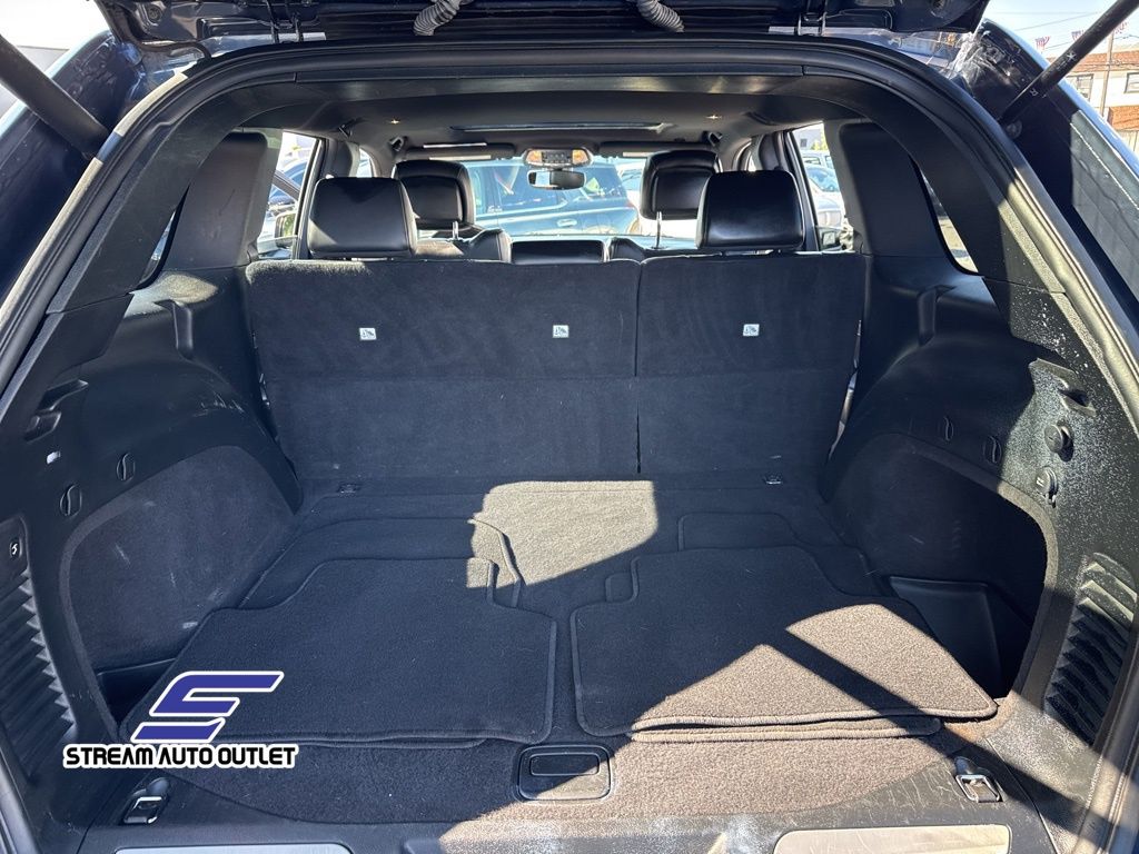 2019 Jeep Grand Cherokee Limited photo 29