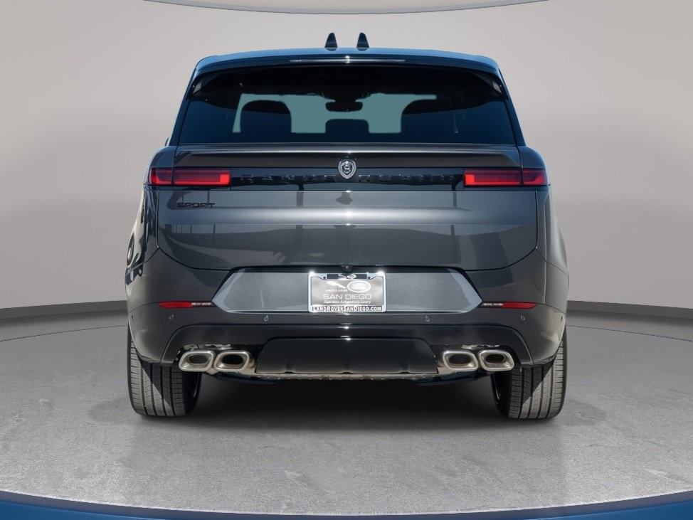 2025 Land Rover Range Rover Sport SE photo 3