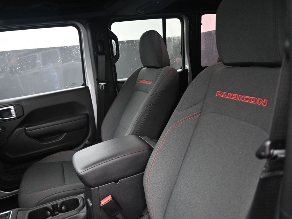2024 Jeep Wrangler Rubicon photo 9