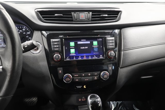 2019 Nissan Rogue SV photo 20