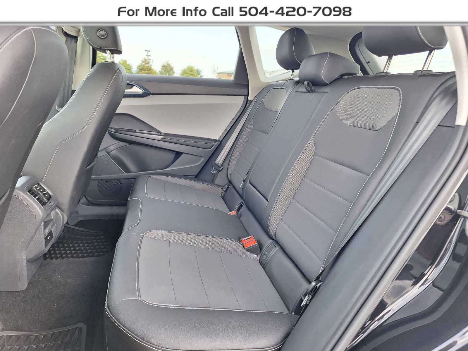 2024 Volkswagen Taos SE photo 21