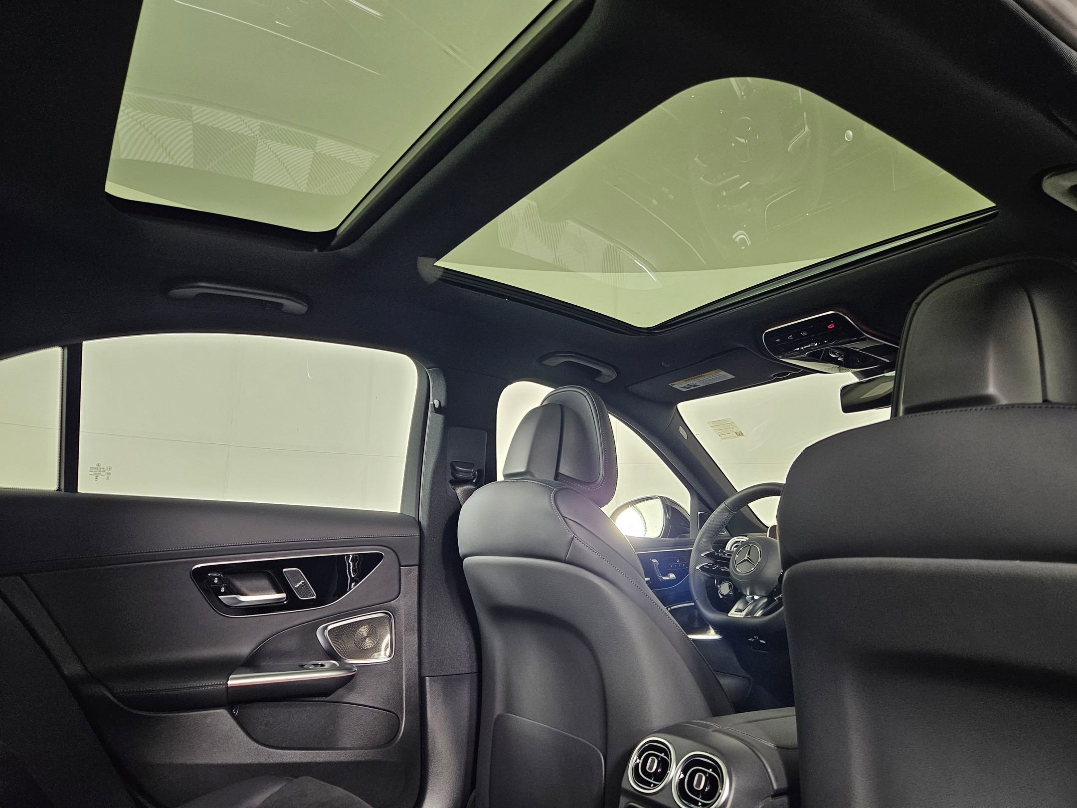 2025 Mercedes Benz C AMG 63 S E PERFORMANCE 4MATIC photo 21