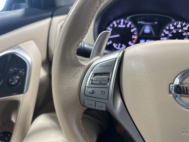 2013 Nissan Altima 3.5 SV photo 22