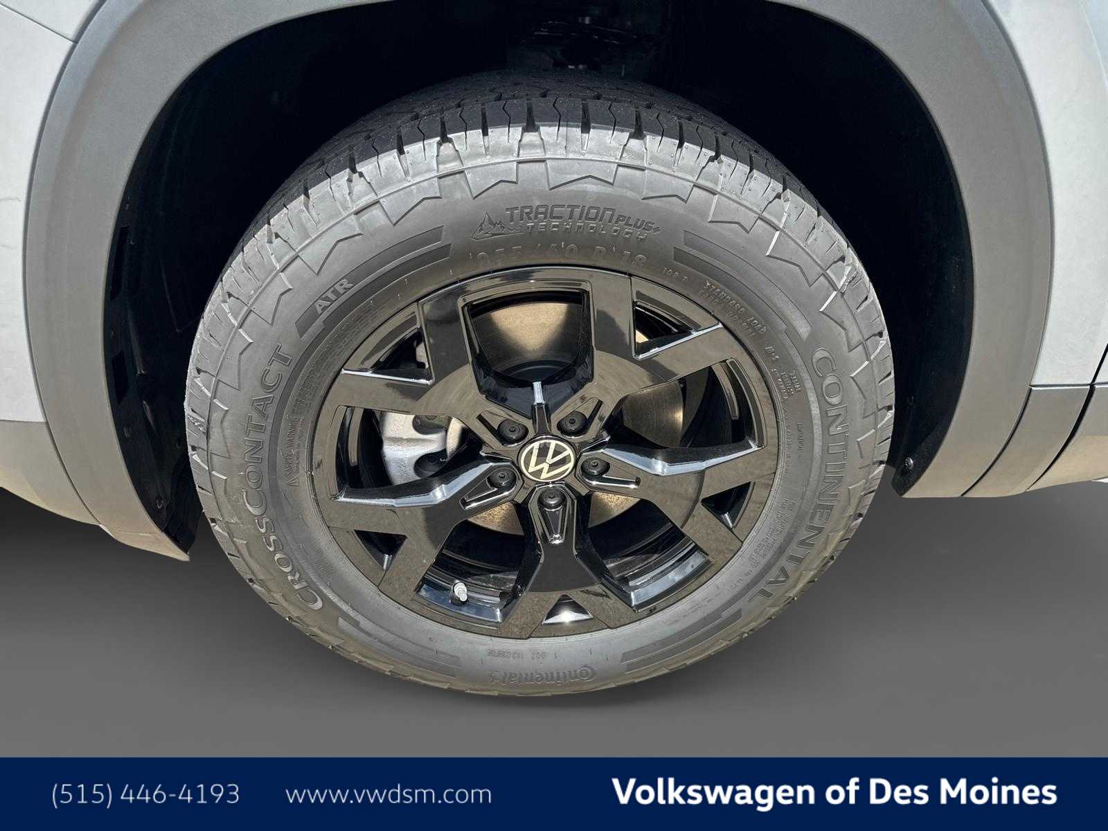 2025 Volkswagen Atlas Peak Edition SE photo 5