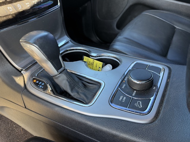 2019 Jeep Grand Cherokee Limited photo 19