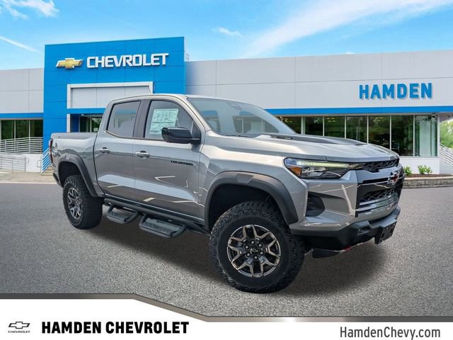 2025 Chevrolet Colorado ZR2's photo