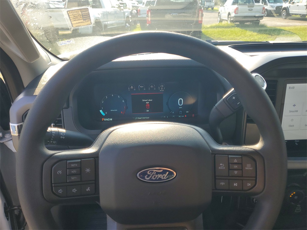 2025 Ford F-150 XL photo 12