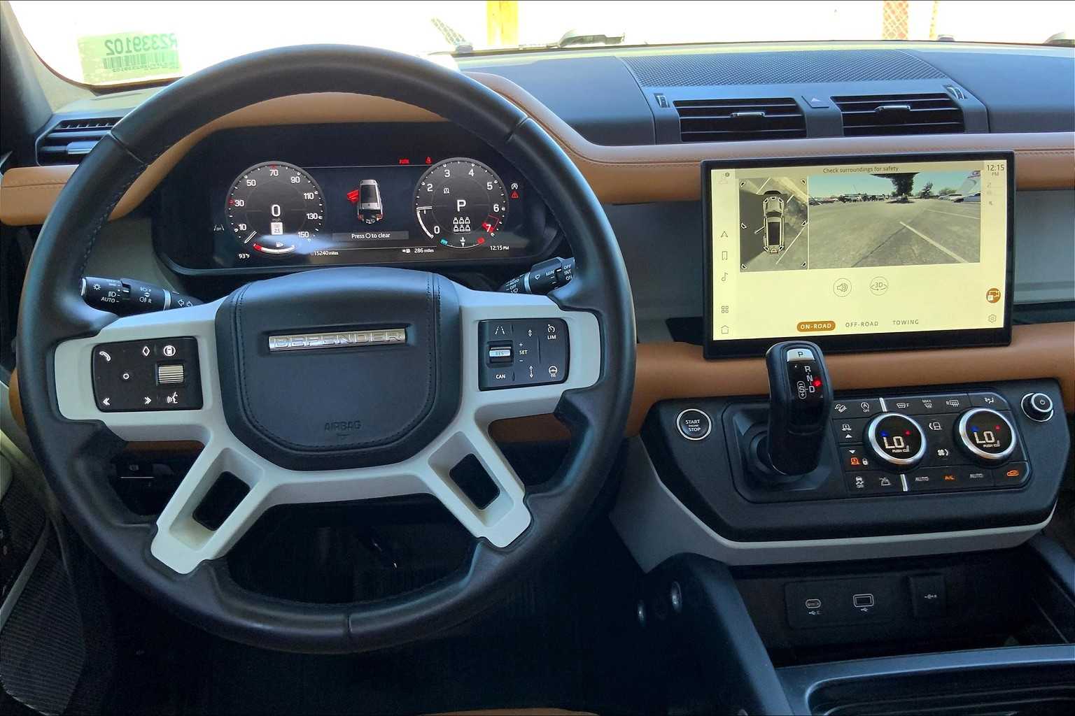 2024 Land Rover Defender S photo 5